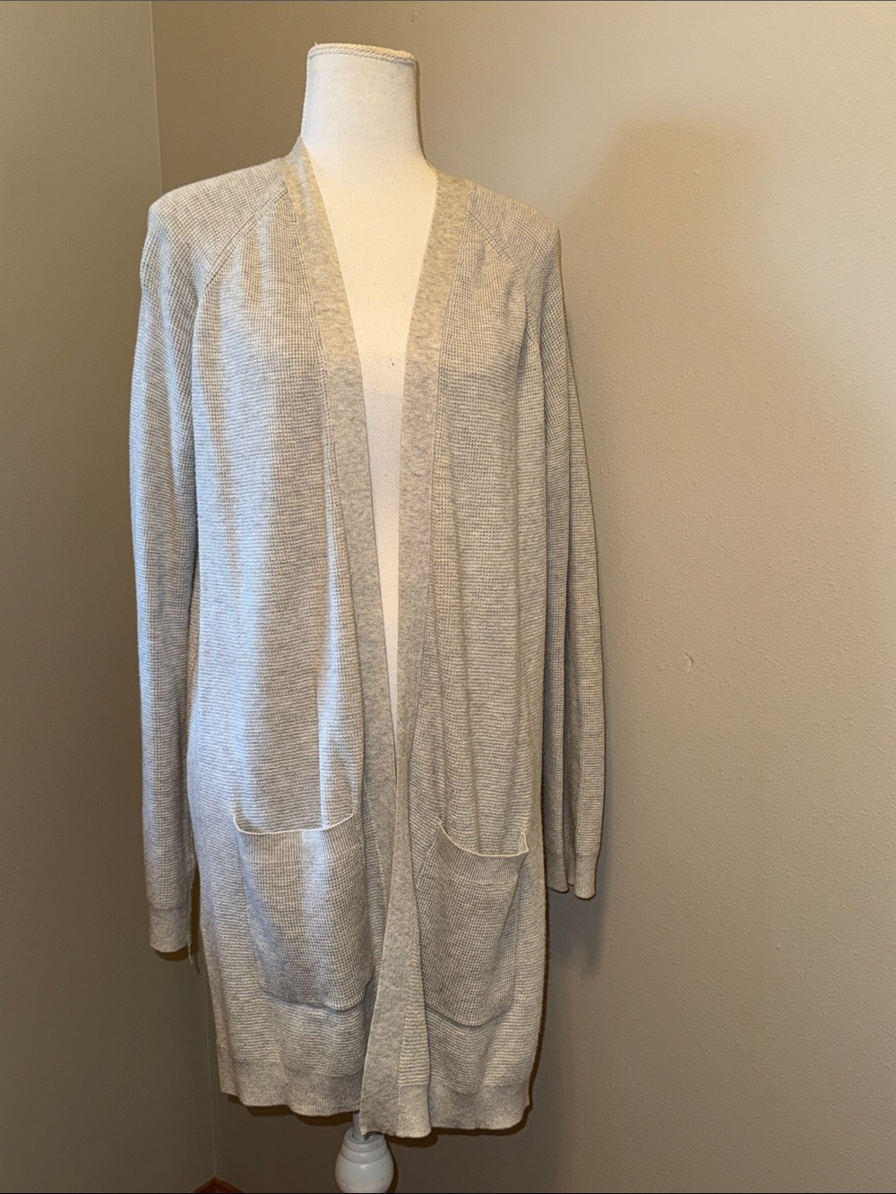 New Cyrus Light Gray Open-Front Knit Cardigan w/ Pockets- Large